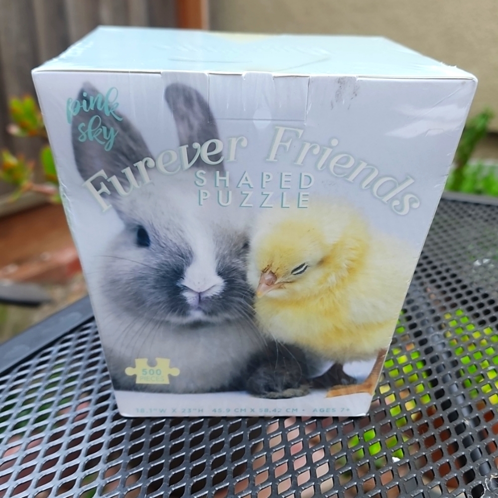 500 pieces Shaped puzzle bunny and baby chick